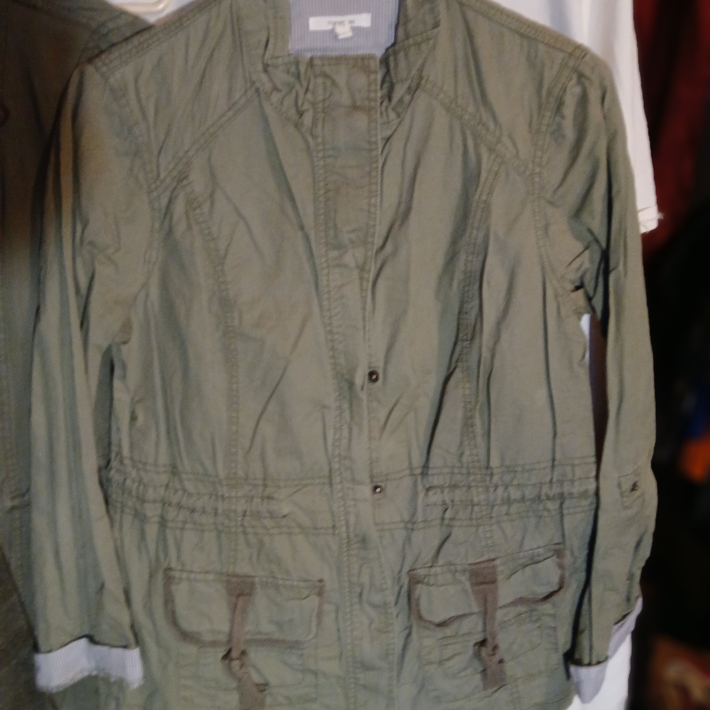 Maurices Khaki Green Jacket Medium.